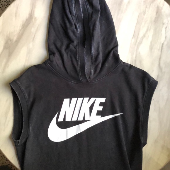 Nike sleeveless hoodie